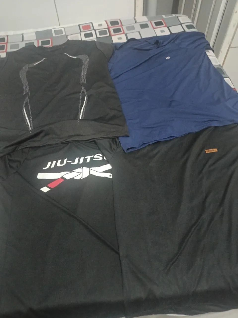 Roupas usadas (Pouco Uso).