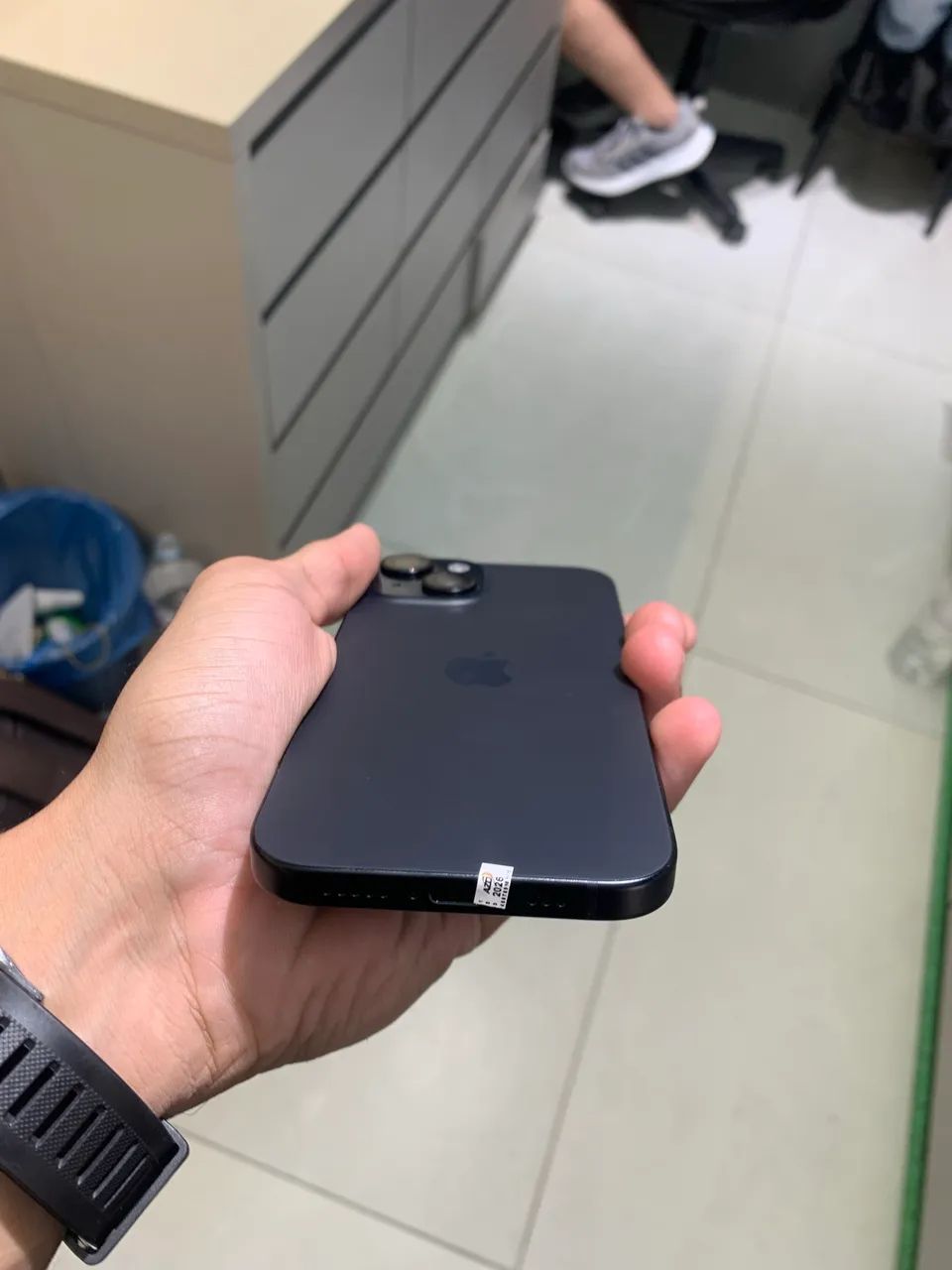 iPhone 15 128GB