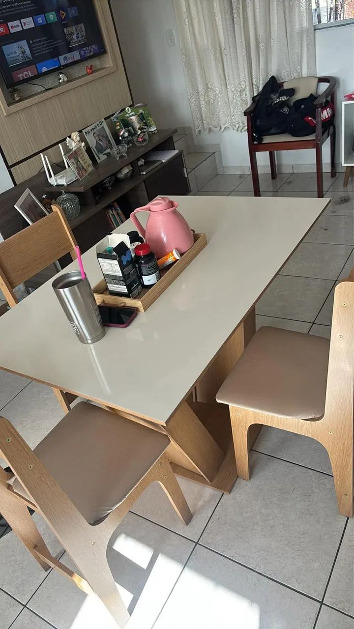 Mesa de jantar com 4 cadeiras  - Foto 3