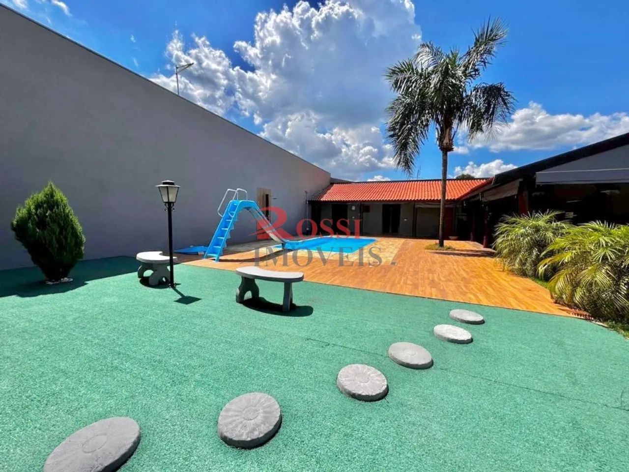 Venda de Casas / Área de Lazer na cidade de IPEUNA