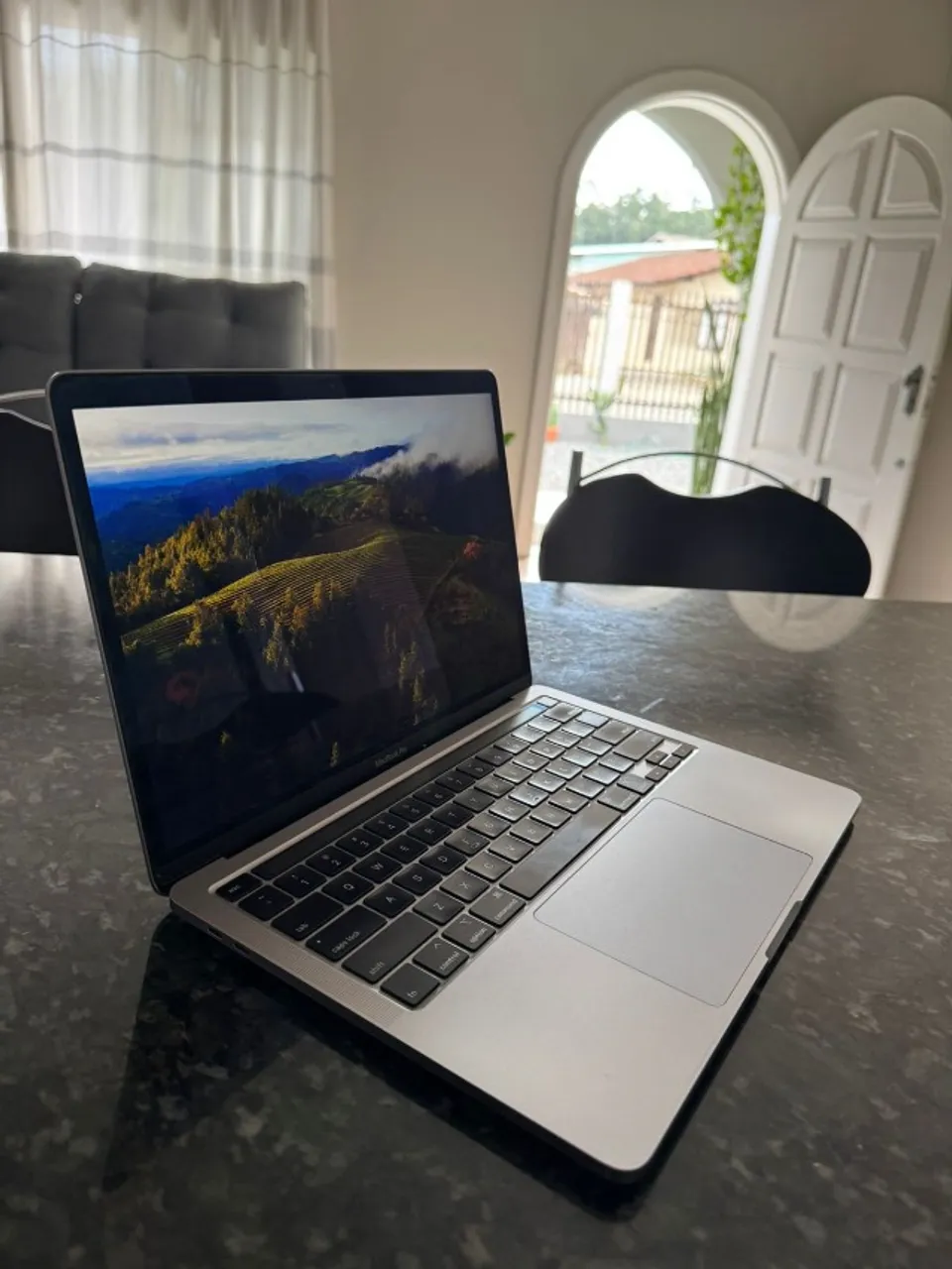 MacBook本体 MacBook Air 11inch Mid 2012 A1465 MacBook Air 11 A1465 2012 core i5 4/128 - Notebooks - Parque