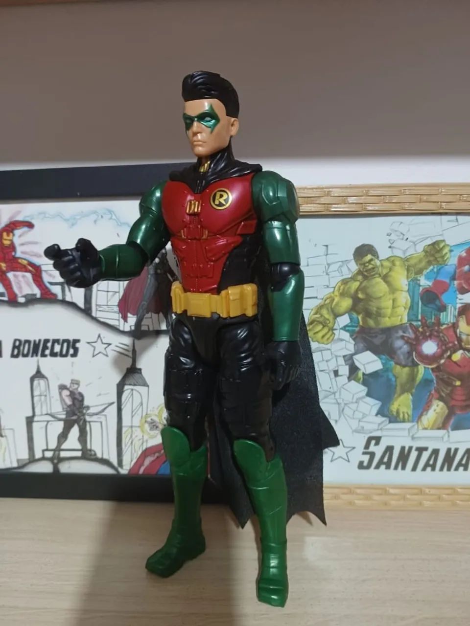 Robin 30 cm original marca Hasbro  - Foto 2