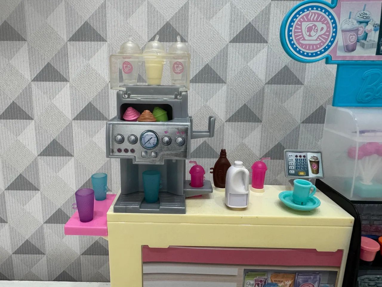 Barbie Cafeteria com acessórios  - Foto 4