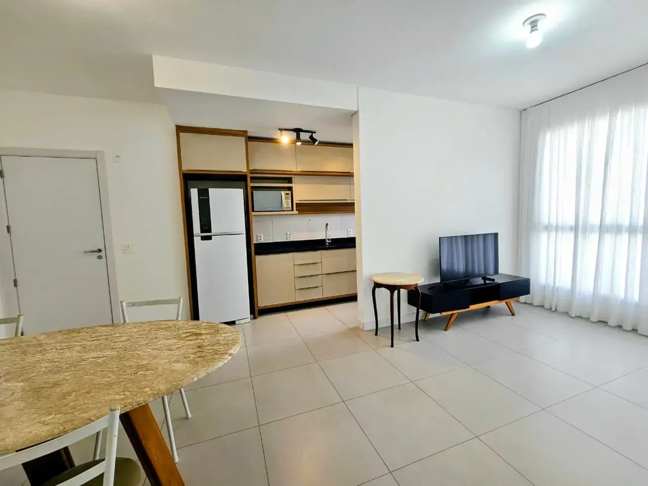 Imóvel para venda com 2 quartos e 2 vagas de garagem na Carvoeira - Florianópolis - SC