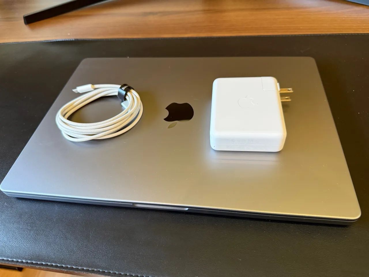 MacBook Pro 16 M1 Max 32GB 1TB 32-Core GPU + Caixa - Foto 3
