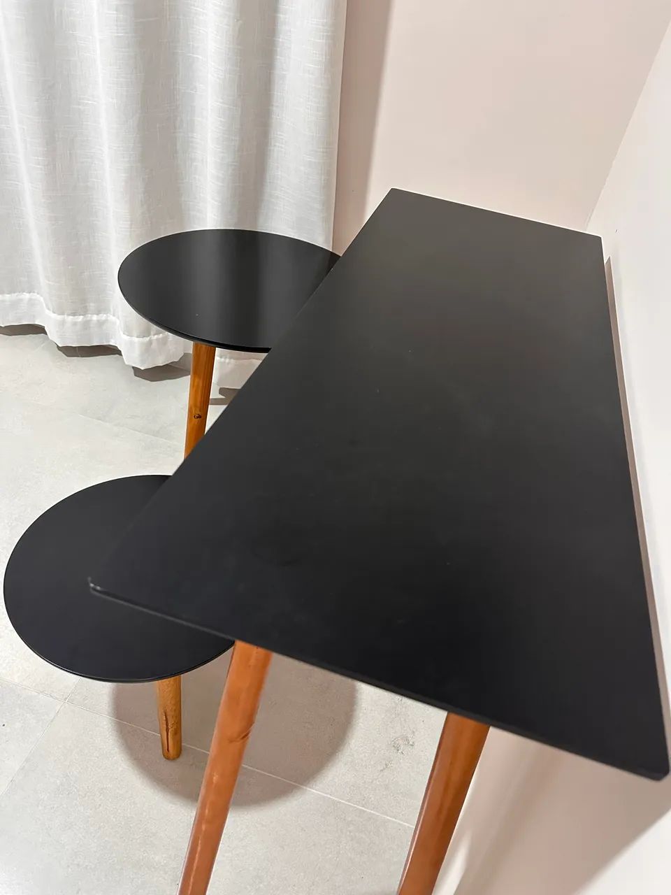 Conjunto de mesas e cadeiras palito - preta
