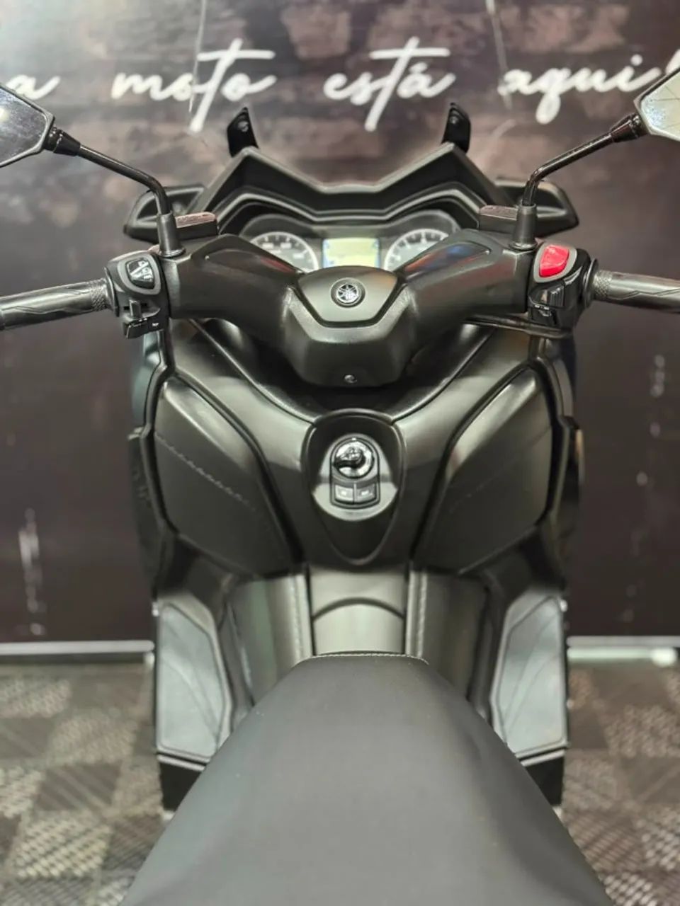 YAAMHA XMAX 2023  - Foto 3