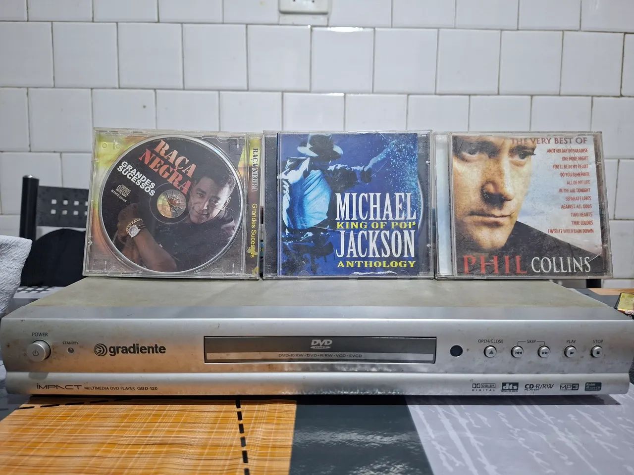 DVD Player Gradiente + Lote de DVDs e CDs - Foto 2