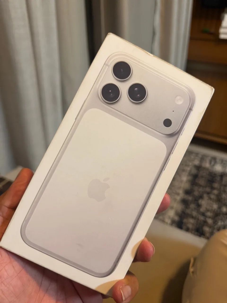 iPhone 17 Pro Max 256GB Silver ? LACRADO 