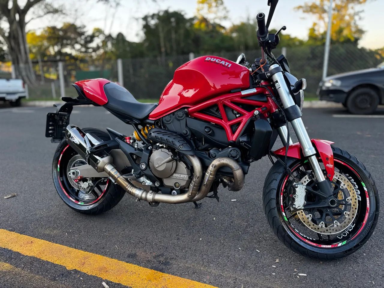 DUCATI MONSTER 821 /2015 IMPECÁVEL  - Foto 4