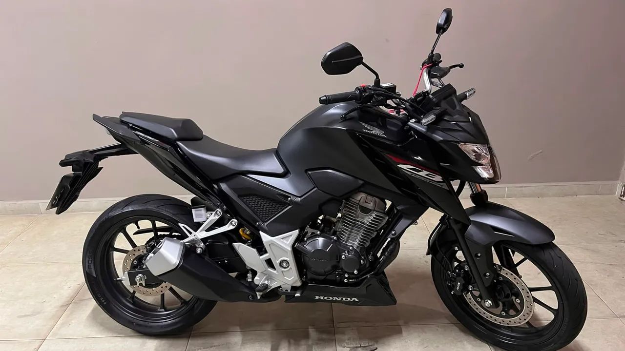 Moto CB300F 2025  - Foto 5