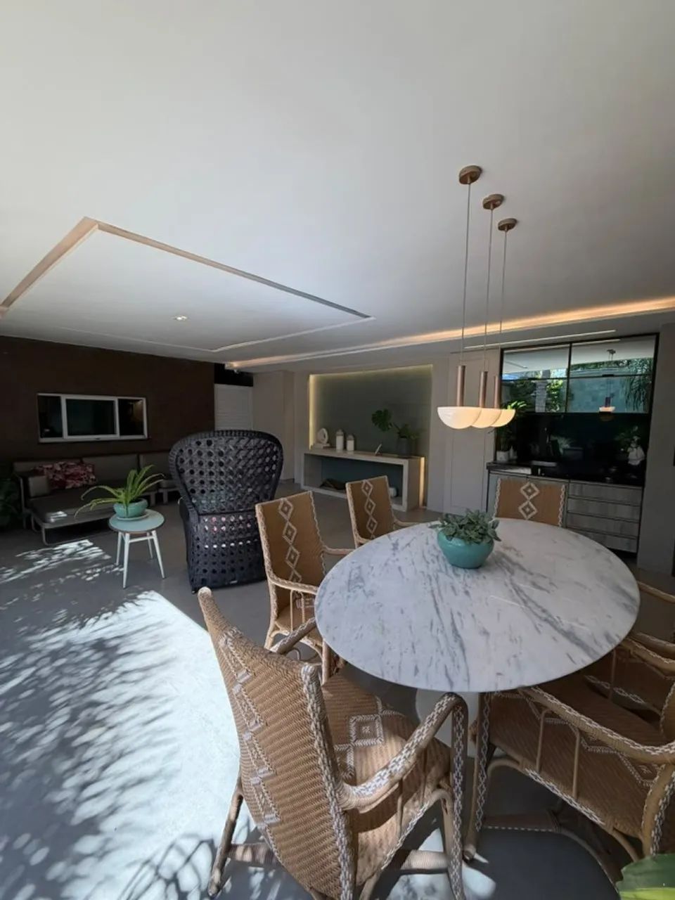Casa de Luxo nas Dunas | 500m², 4 Suítes e Piscina