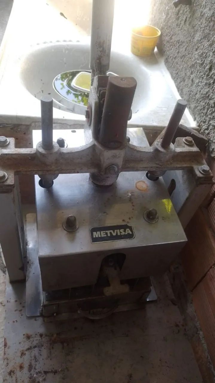 Divisória de padaria com defeito Metvisa