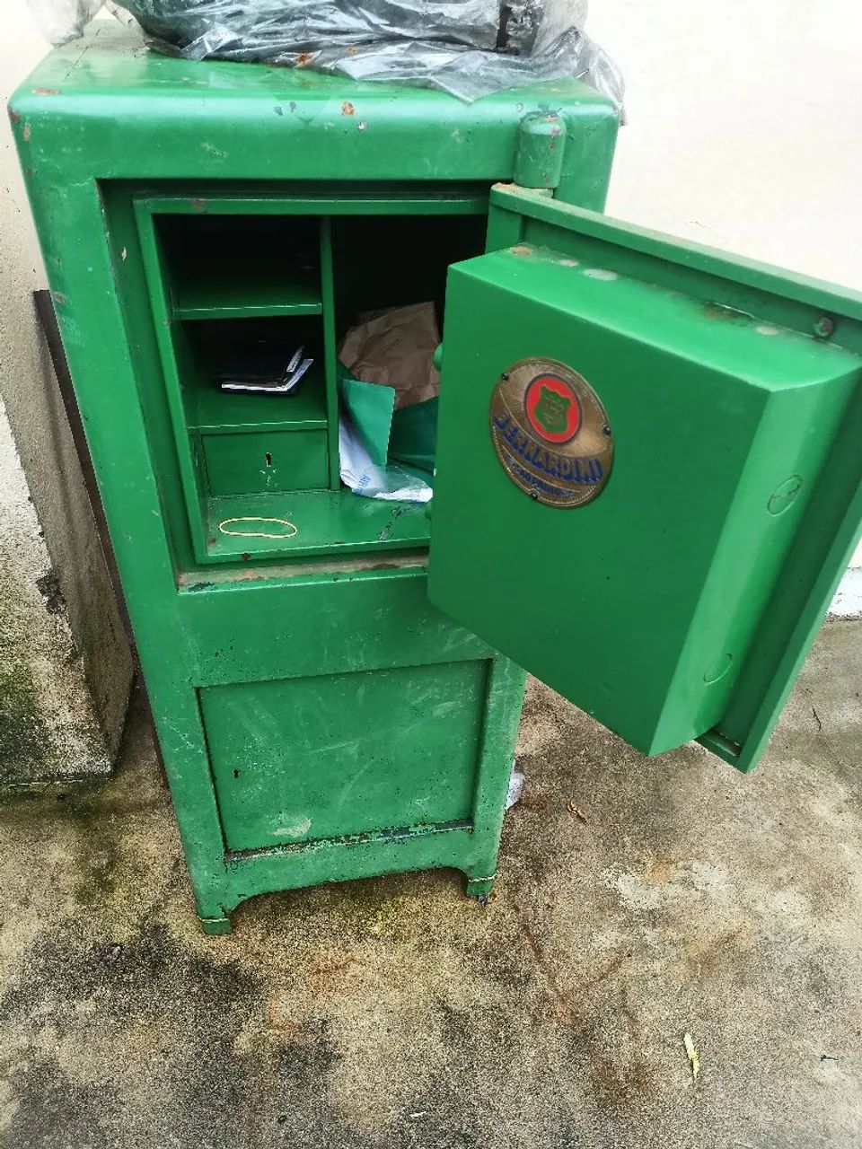 Cofre antigo 