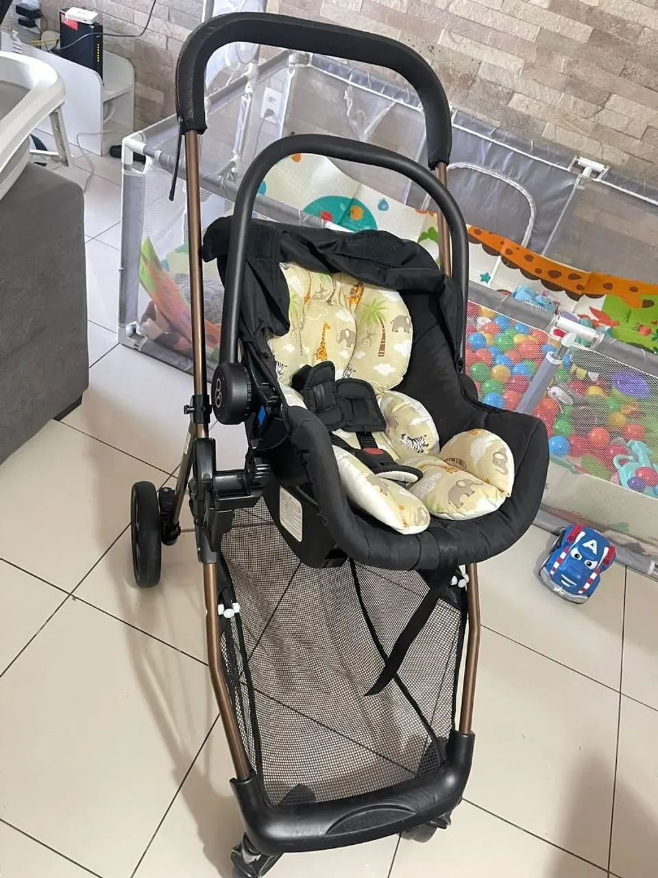 vendo carrinho de bebê 2 em 1 