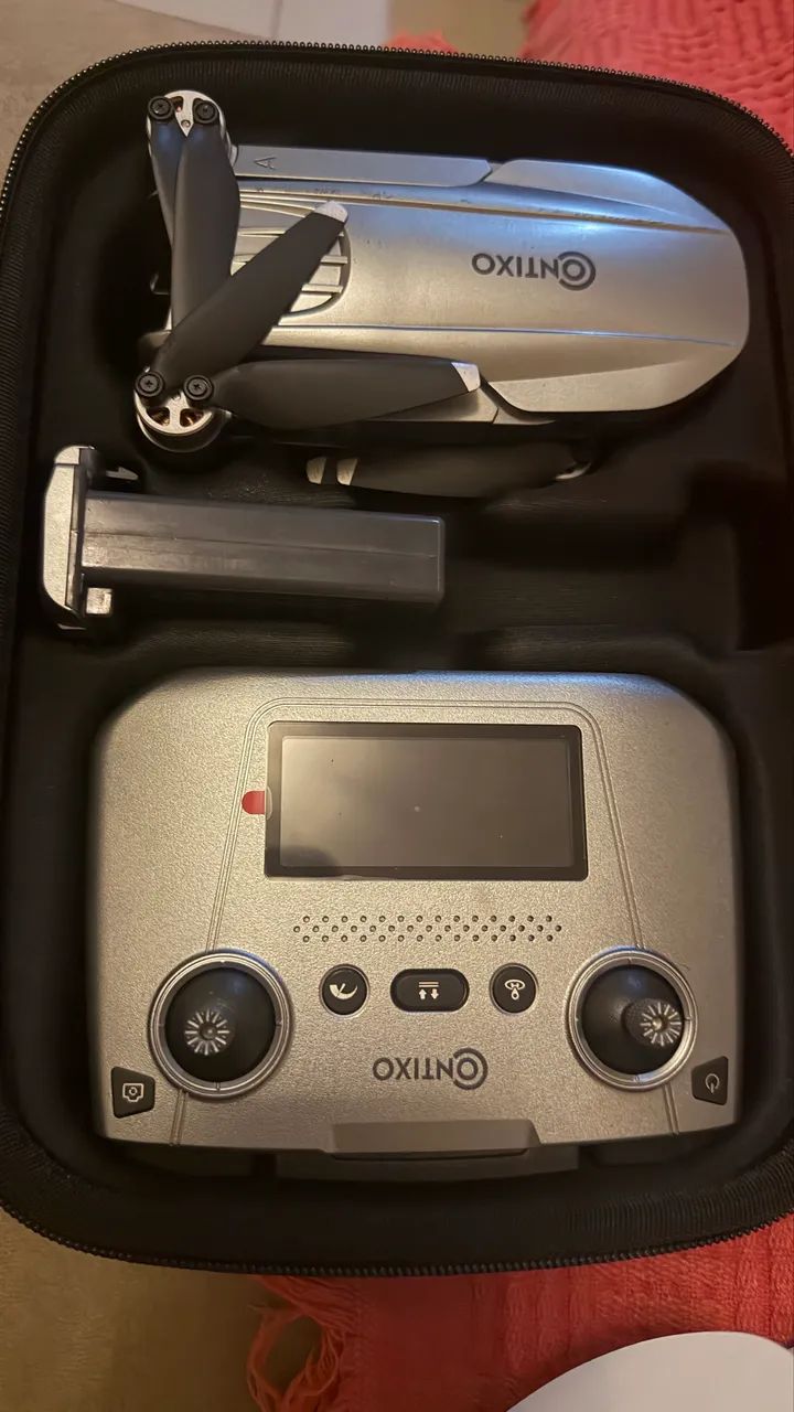 Drone semi novo usado uma vez 