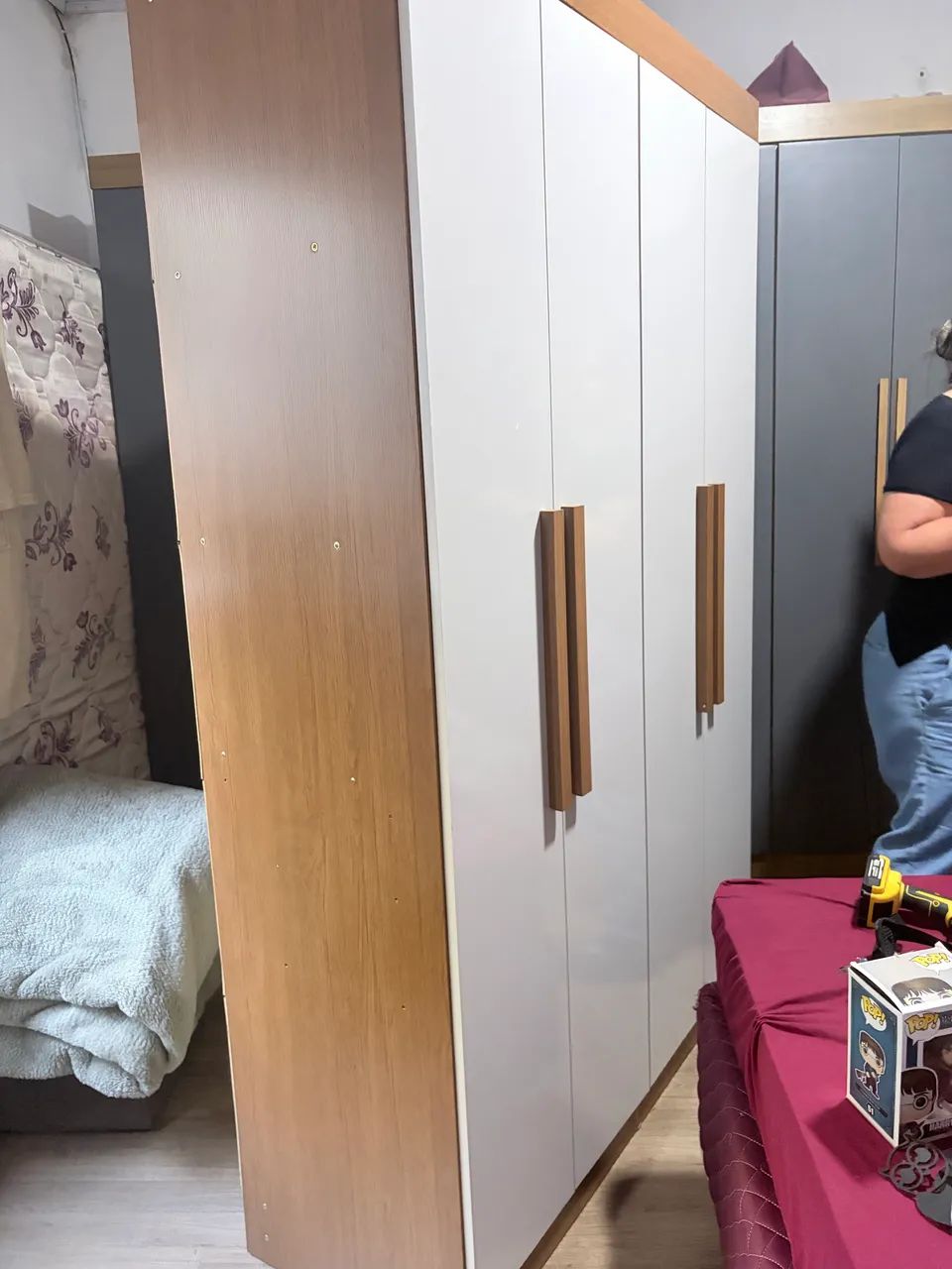 Guarda roupa novo 