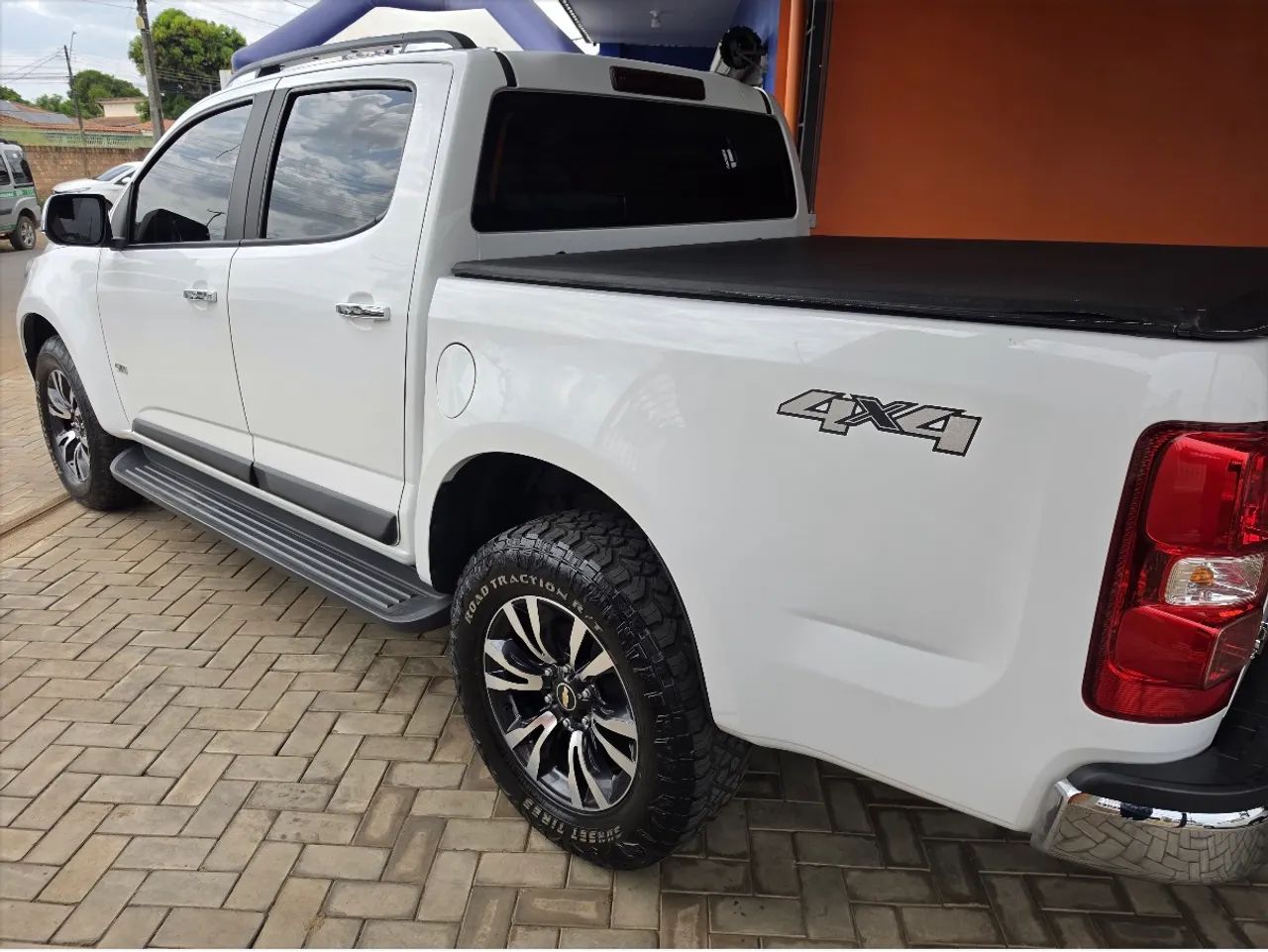 Chevrolet S10 Pick-up LTZ 2.5 Flex 4X4 CD Aut. 2019 - Foto 3