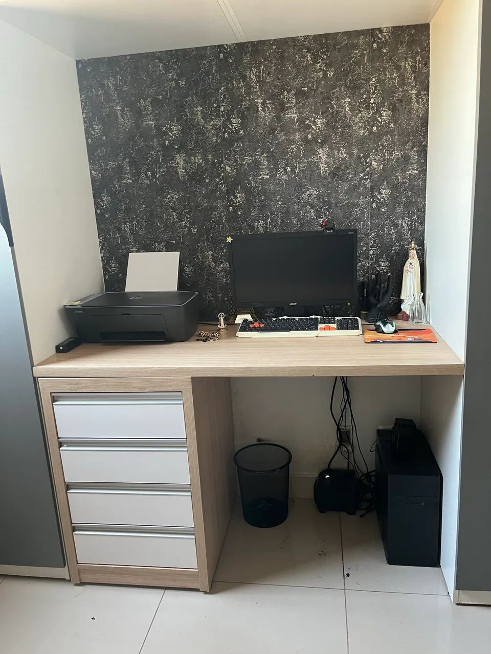 MESA DE ESTUDO COM GAVETAS - Foto 2