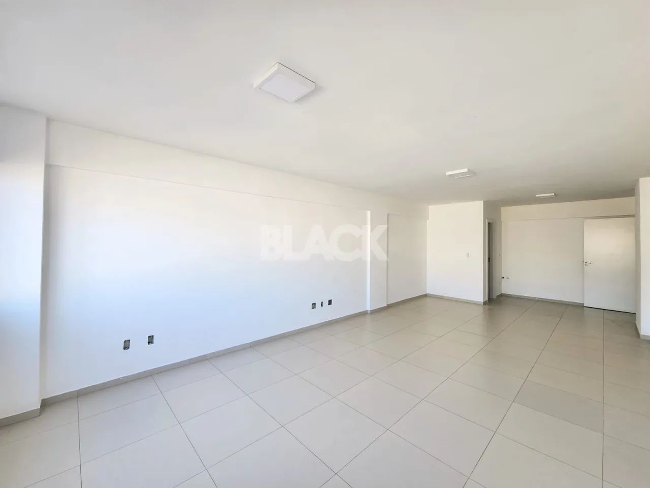 Sala comercial no Centro de Torres RS - Foto 5