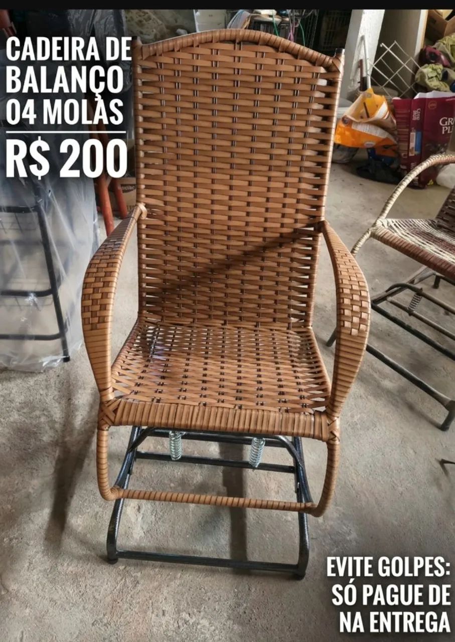 CADEIRA DE BALANÇO 04 MOLAS R$200