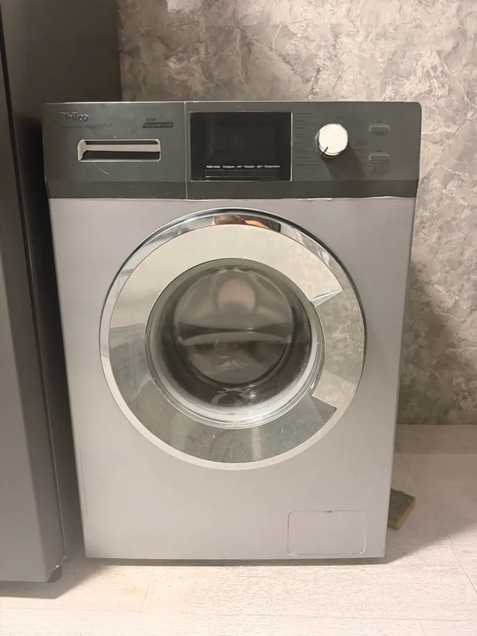 Máquina de lavar Philco com defeito 