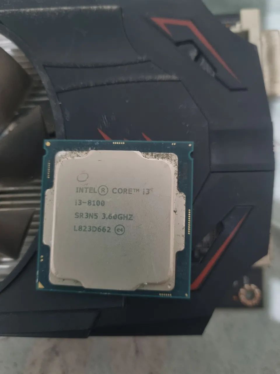 i3 8100