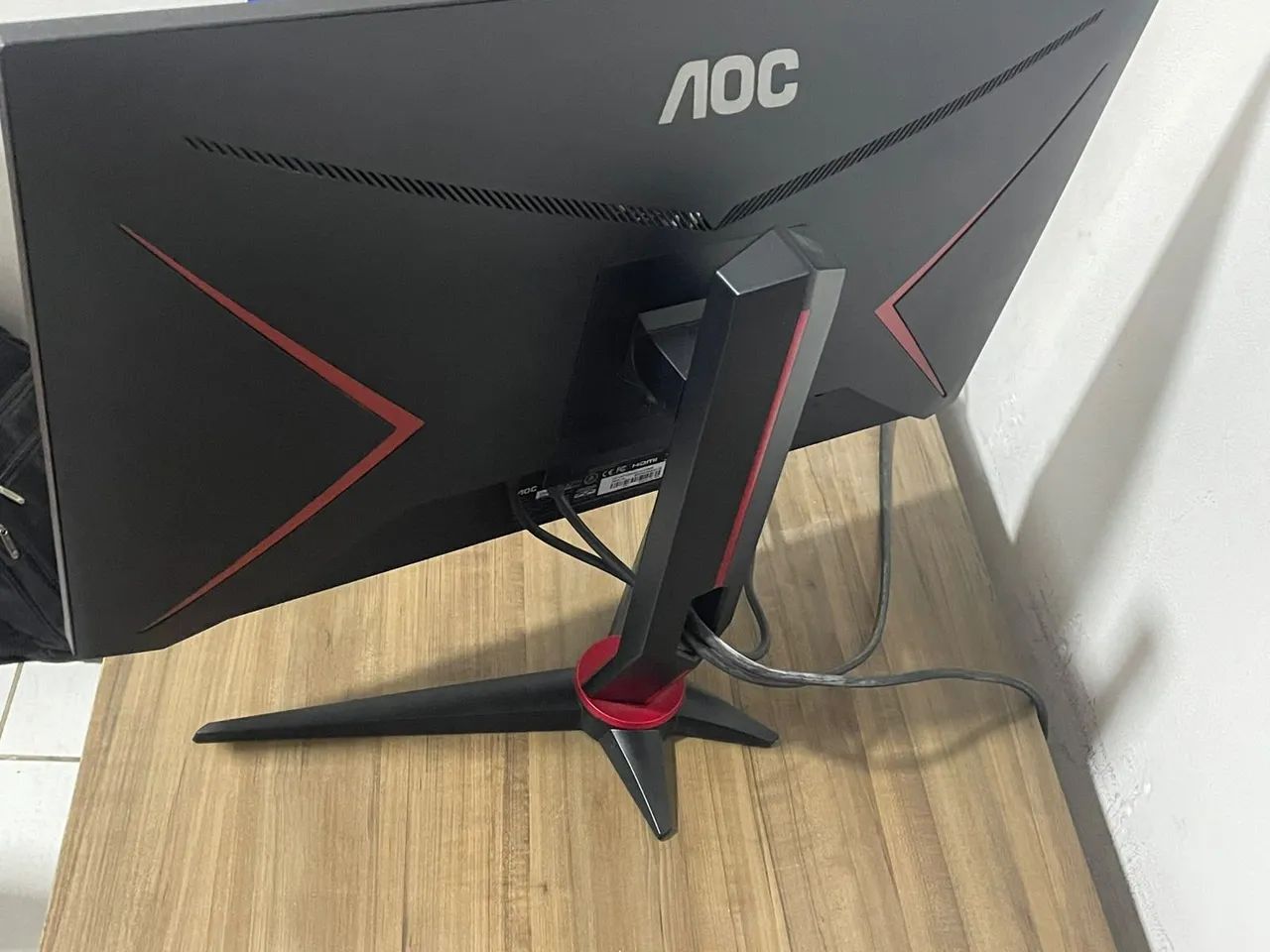 VENDE-SE monitor AOC 27 polegadas 144'hz - Foto 4