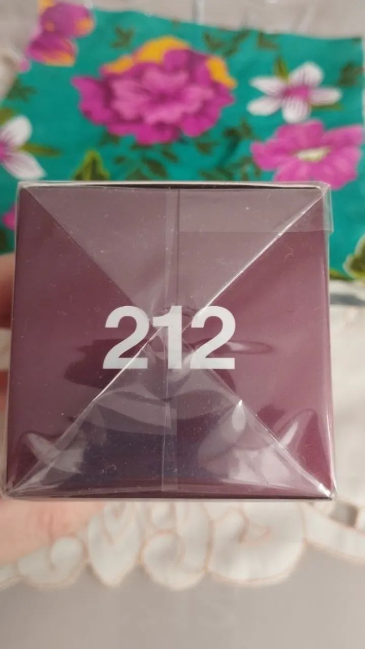 Perfume 212 Sexy Men Carolina Herrera 100ml - Foto 3