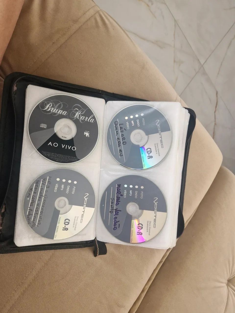 Mais de 120 cds de músicas gospeis - Foto 2