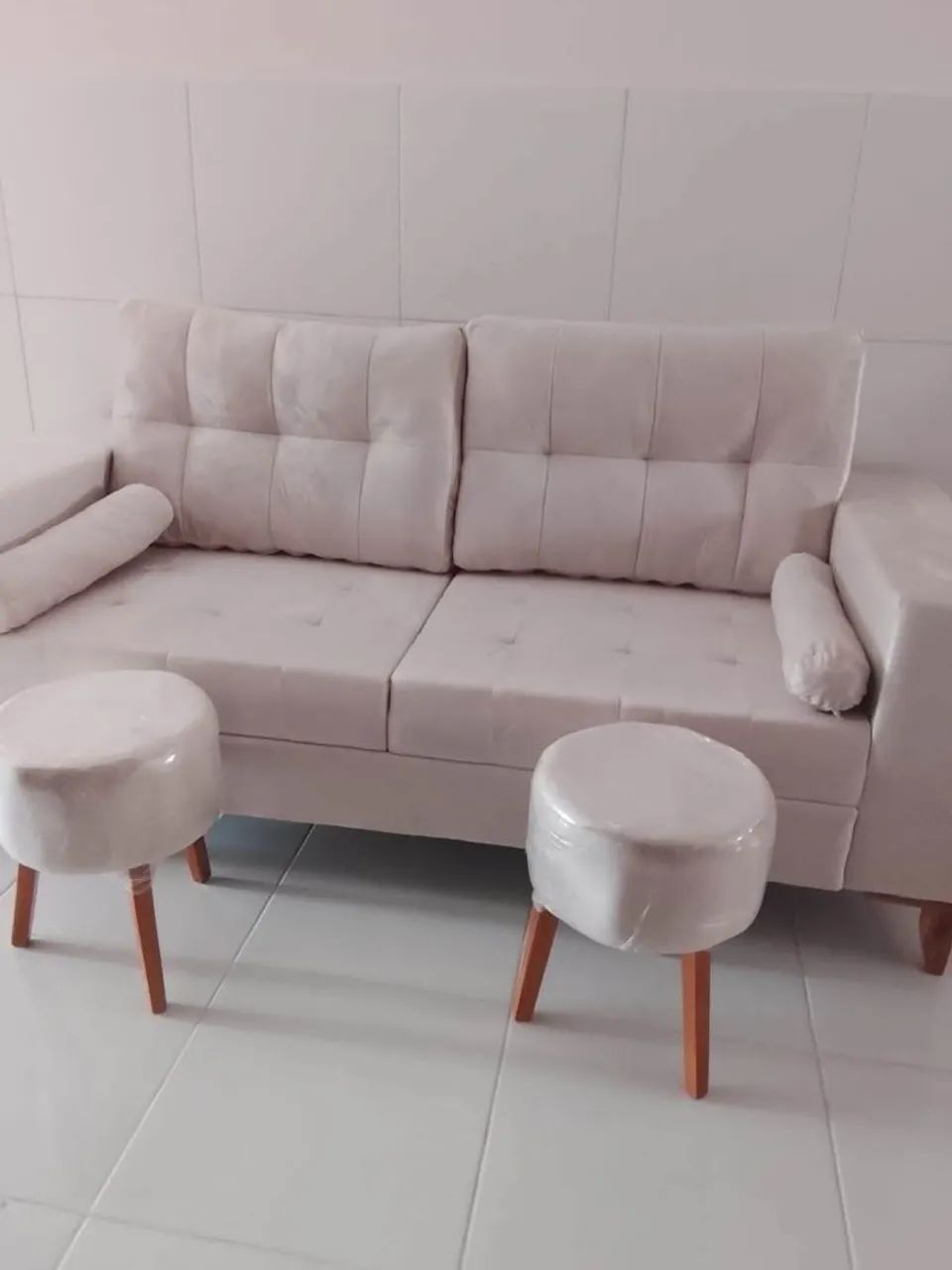 SOFÁ PRONTA ENTREGA  R$ 700,00 - Foto 2