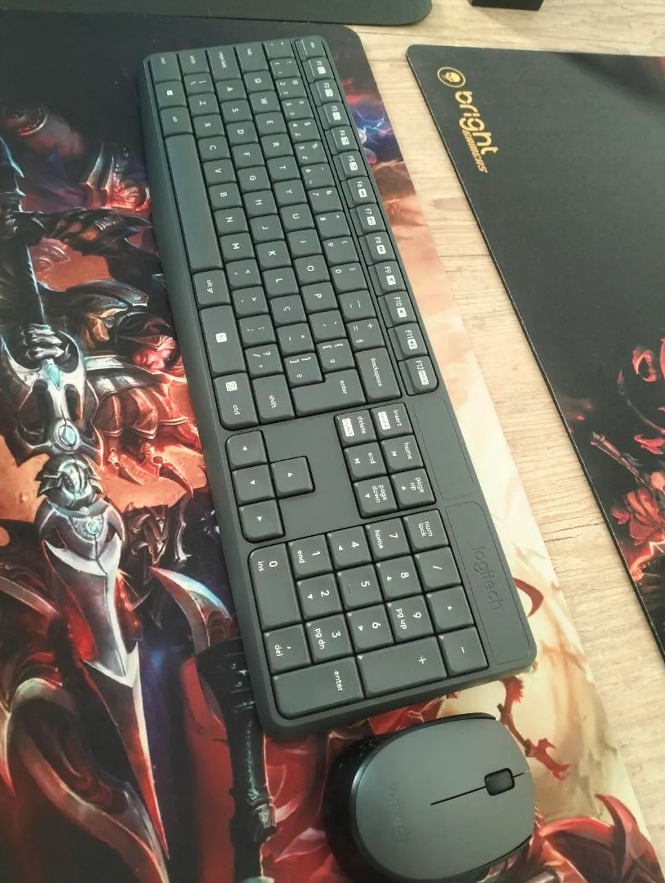 Teclado e mouse Logitech 