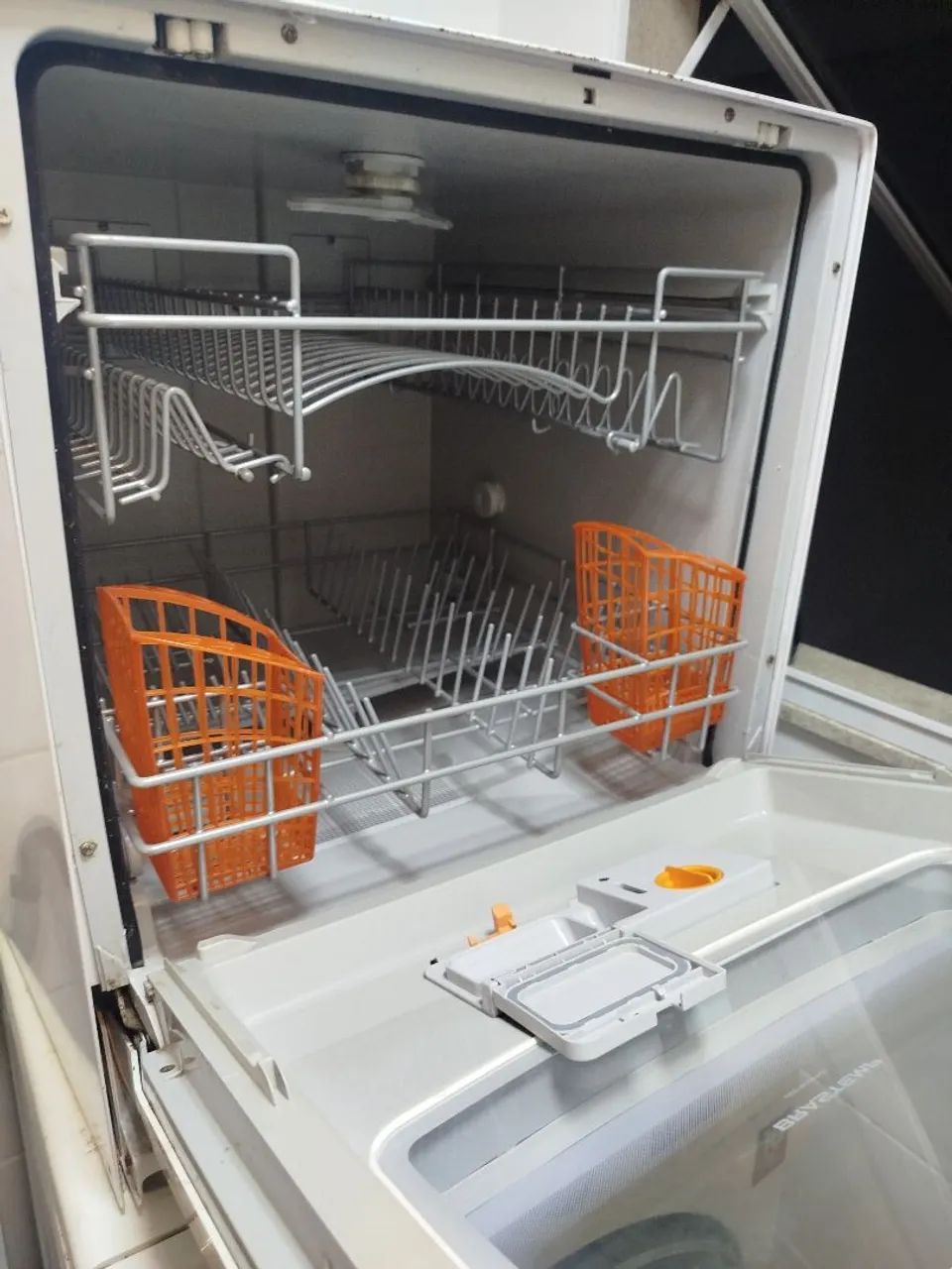 Lava-louças Brastemp active 8 serviços 