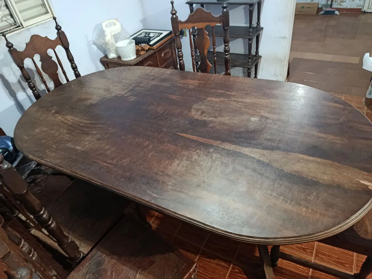 Mesa de jantar 6 cadeiras com assento em couro 