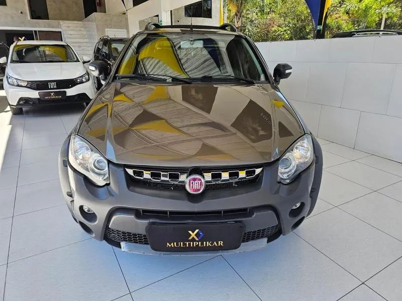 Fiat Strada Adventure Ext. 1.8 Dual. Flex CD 2014 - Foto 2