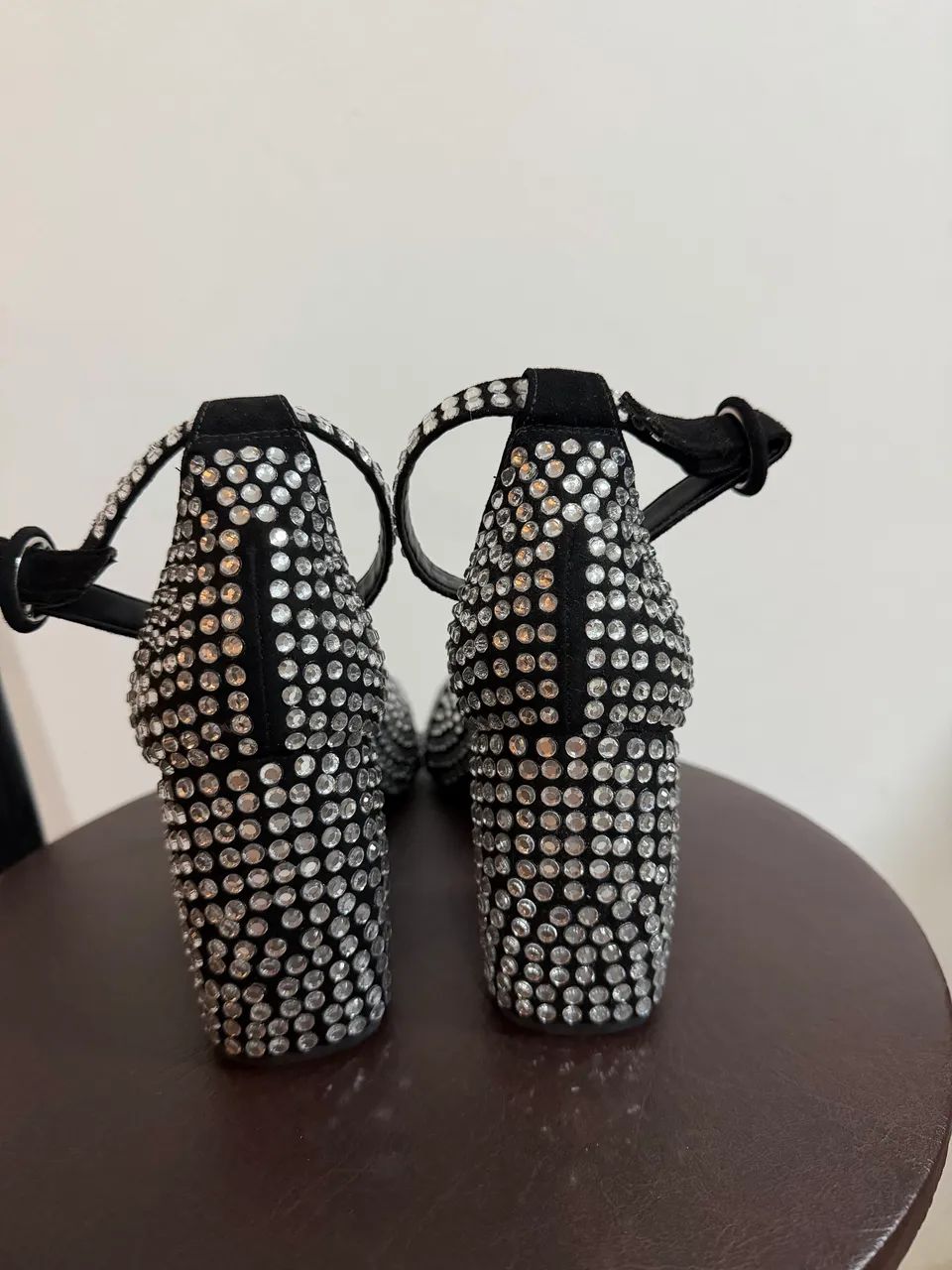 sandália werner preta com strass 37