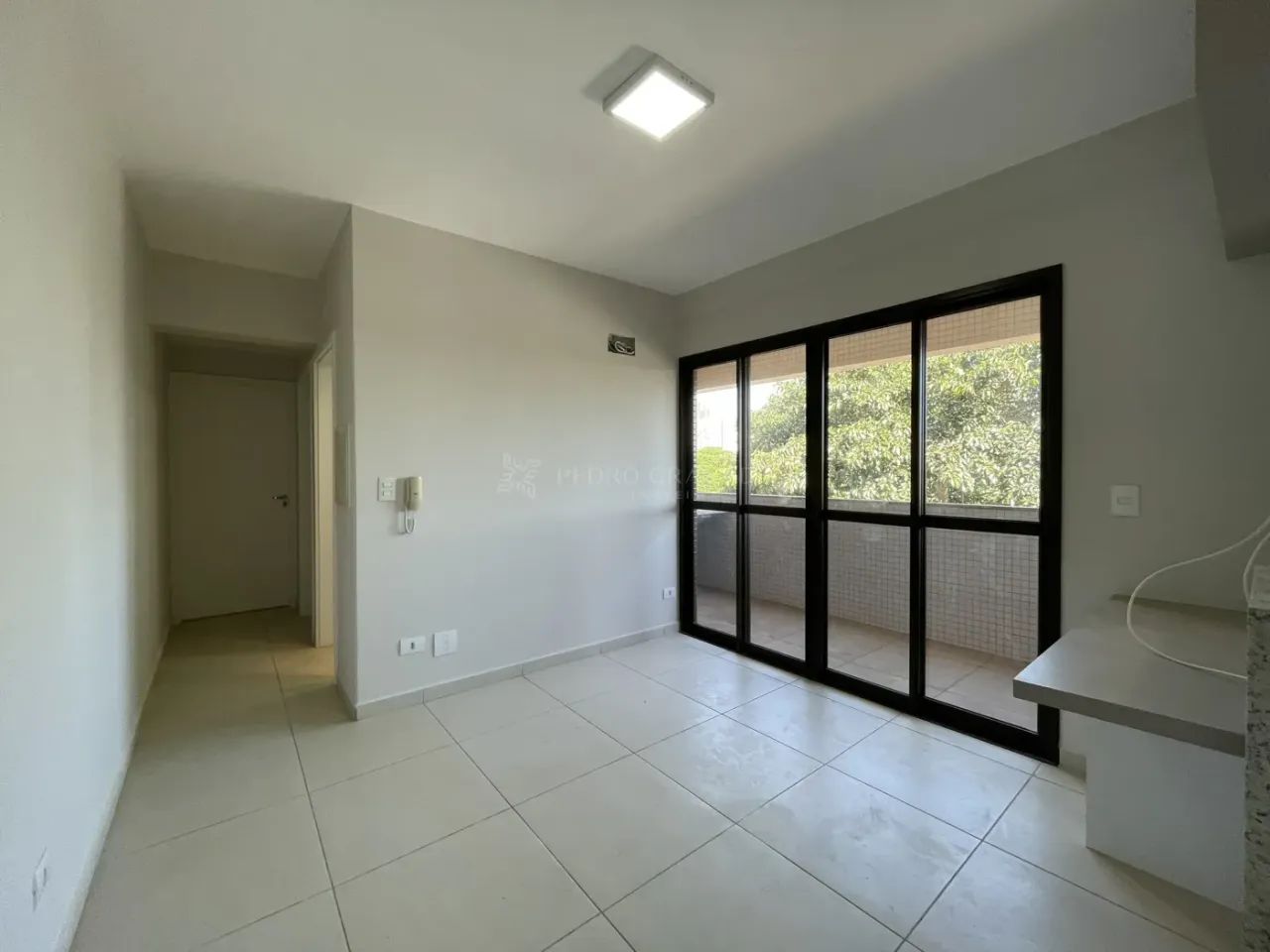 Apartamento com 02 dormitórios - Zona 03 - Foto 5