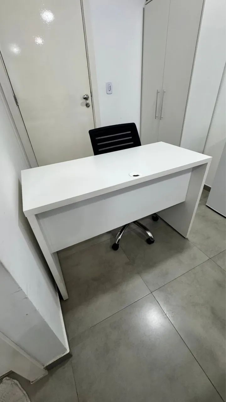Mesa empresarial 441091745131407361