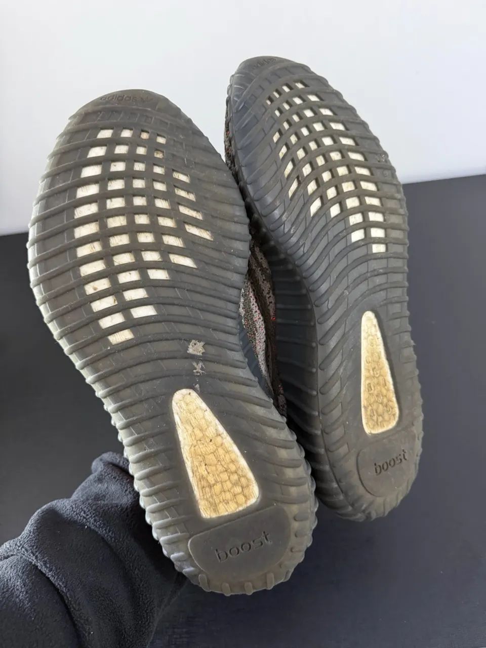 ADIDAS YEEZY V2 BELUGA - Foto 4