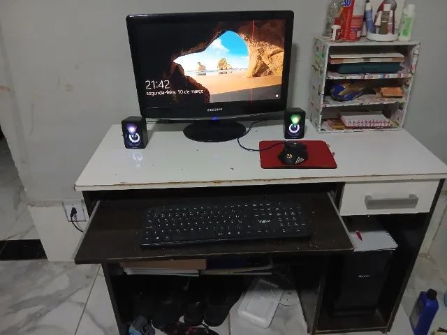 Computador com mesa 432209101661163522