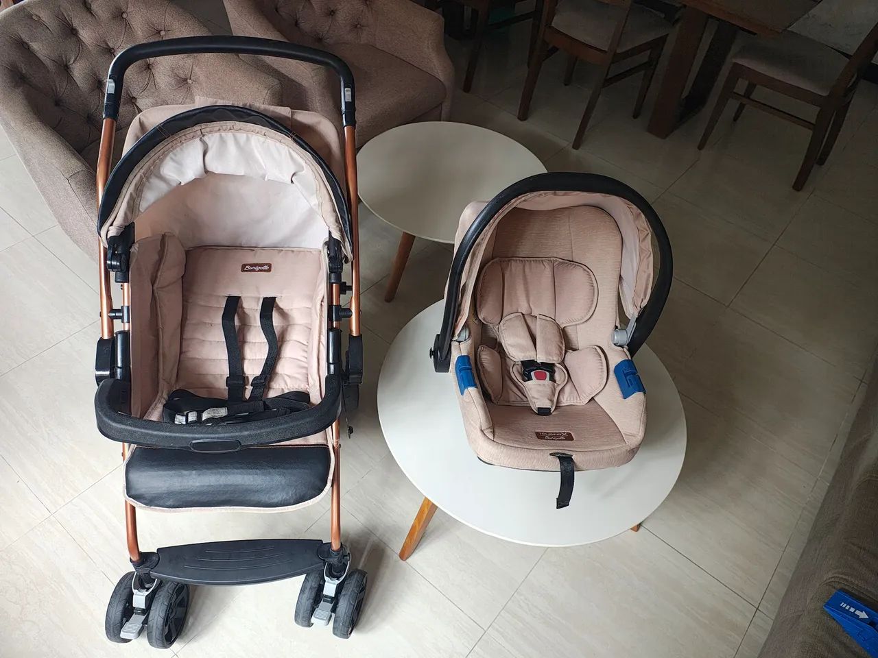 Carrinho e bebê conforto Burigotto 