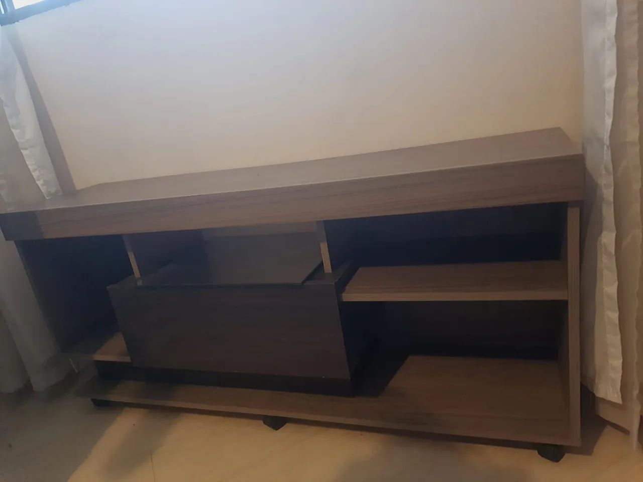 Balcão  mais 2 poltronas - Foto 2