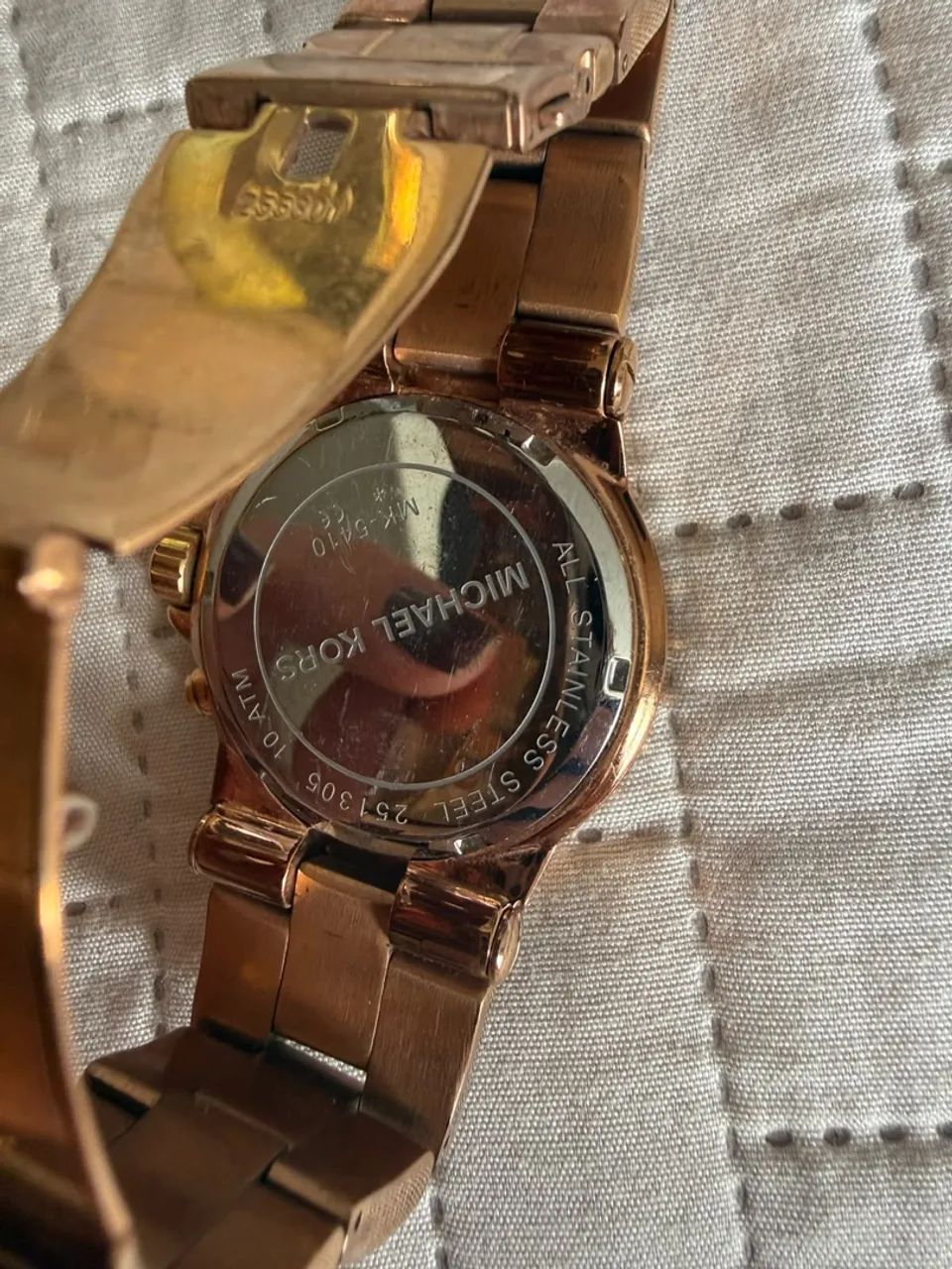 Relógio Michael Kors Fundo Azul - Foto 3