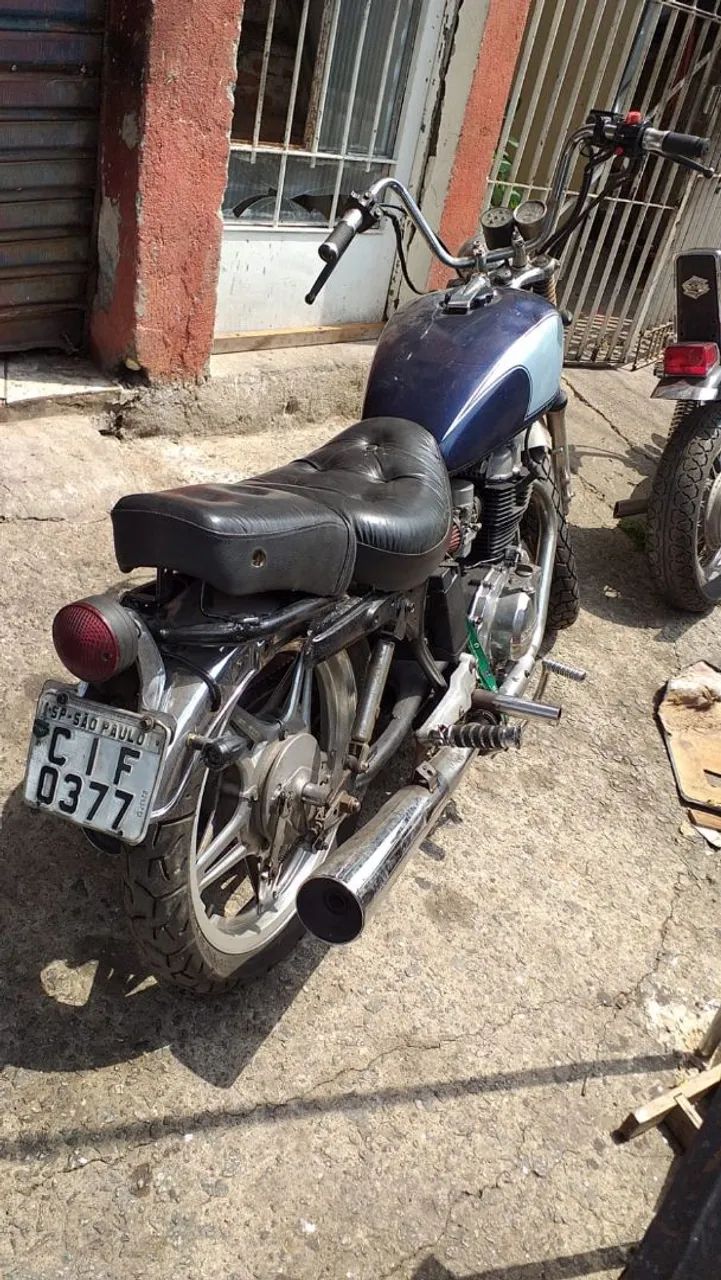 Vendo ou troco cb 400 1982 com débito - Foto 2