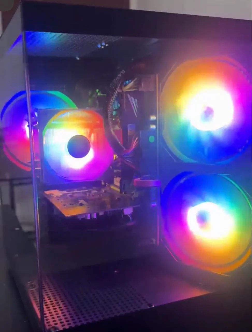 Vendo Pc Gamer RGB - Foto 3