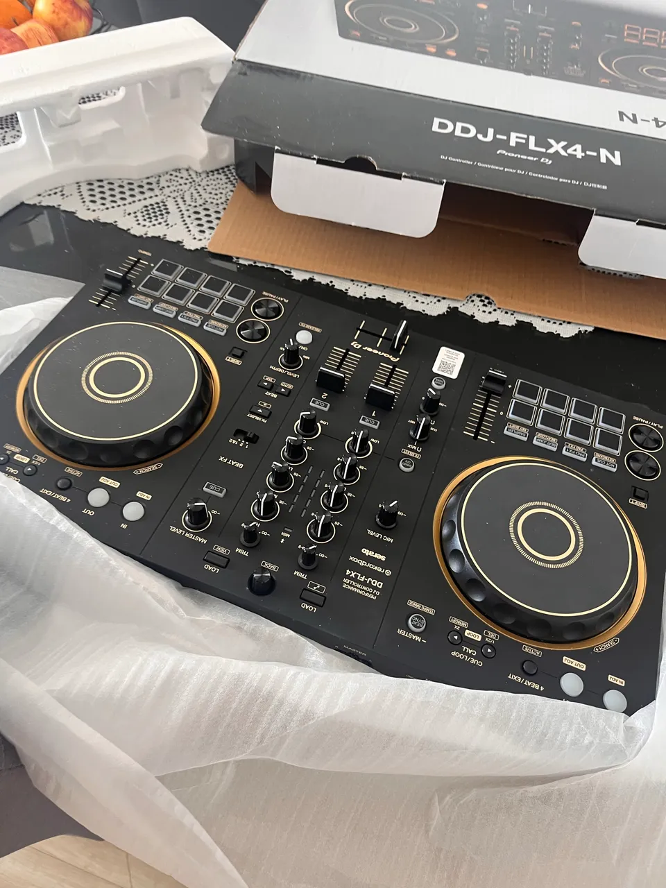 DDJ 400 - Equipamentos e Acessórios de Som - São Marcos, Joinville