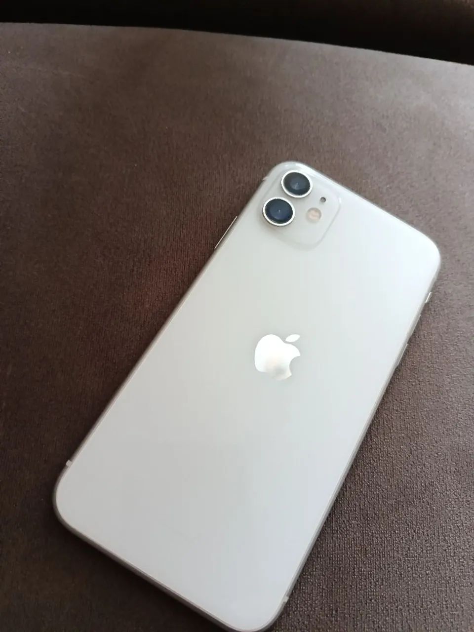iPhone 11 branco 64 gb - Foto 2