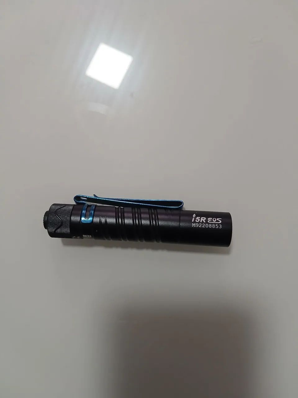 Lanterna olight i5R - Foto 2
