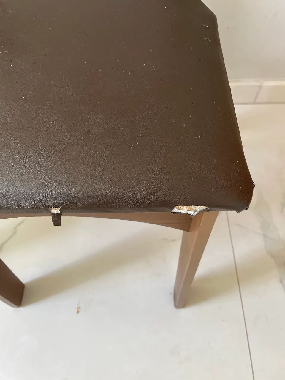 Mesa com 4 cadeiras - Foto 3