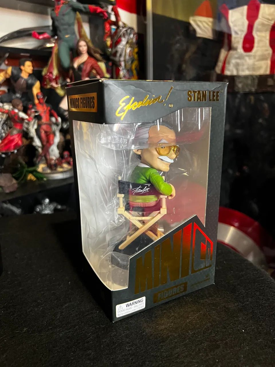 Iron Studios - POW! - Minico - Stan Lee (Green) Figure  - Foto 3